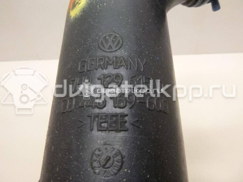 Фото Патрубок воздушного фильтра  7H0129615D для Volkswagen Transporter {forloop.counter}}