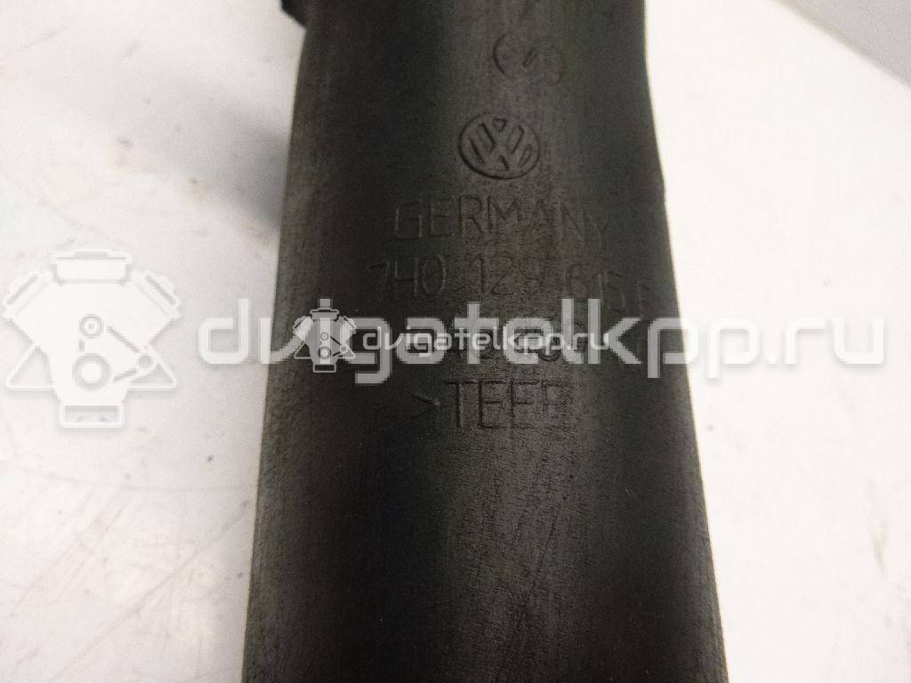 Фото Патрубок воздушного фильтра  7H0129615E для Volkswagen Transporter / Multivan {forloop.counter}}