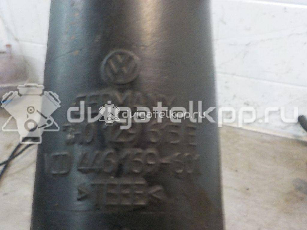 Фото Патрубок воздушного фильтра  7H0129615E для Volkswagen Transporter / Multivan {forloop.counter}}