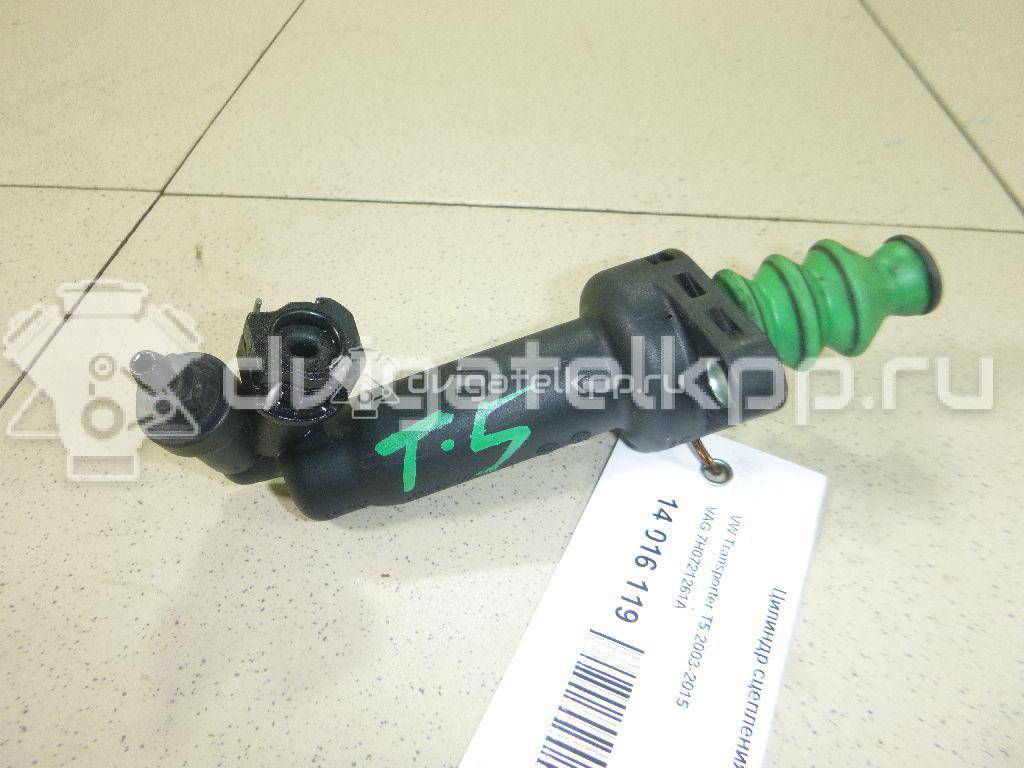 Фото Цилиндр сцепления рабочий  7H0721261A для Volkswagen Transporter / Multivan {forloop.counter}}