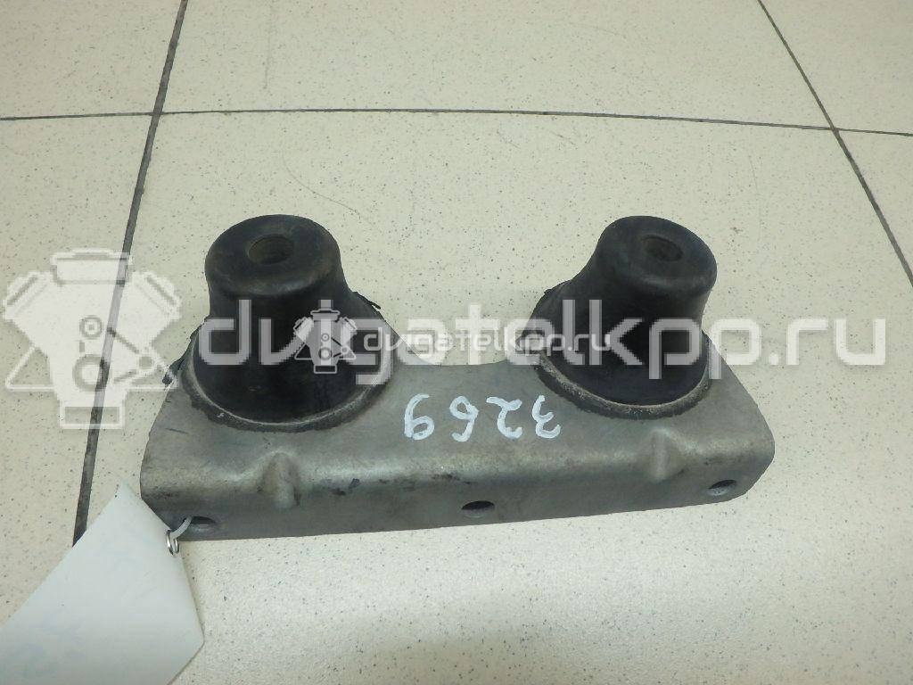 Фото Кронштейн глушителя  7H0253144 для Volkswagen Transporter / Multivan {forloop.counter}}