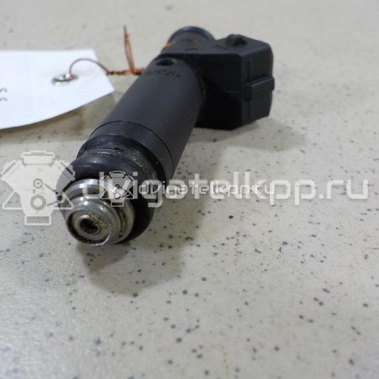 Фото Форсунка инжекторная электрическая  06B133551Q для Volkswagen Passat