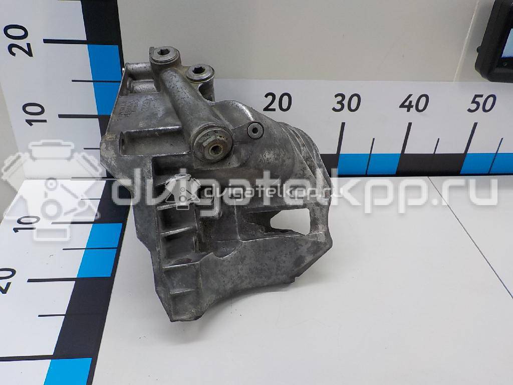 Фото Кронштейн масляного фильтра  077115401ac для Volkswagen Phaeton 3D {forloop.counter}}