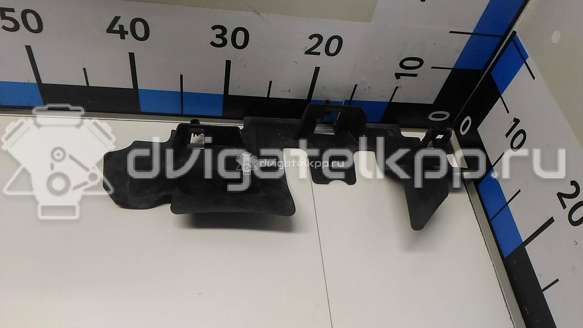 Фото Воздуховод радиатора правый  1K8121284A для vw Scirocco {forloop.counter}}