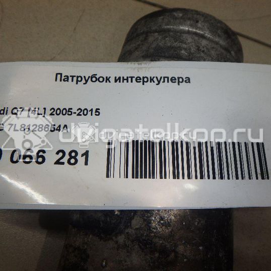 Фото Патрубок интеркулера  7l8128654a для audi Q7 [4L]