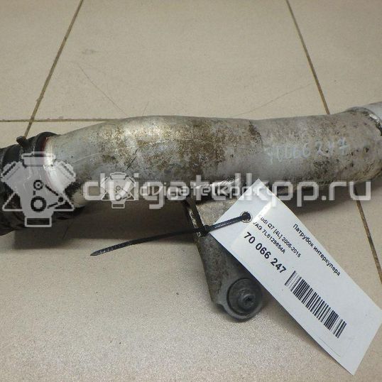 Фото Патрубок интеркулера  7L8129654A для vw Touareg