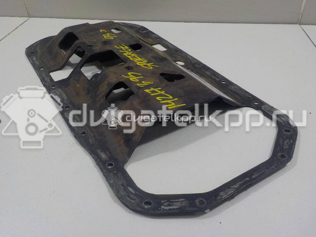 Фото Маслоотражатель для двигателя FE (16V) для Kia Sportage / Clarus / Retona Ce 118-148 л.с 16V 2.0 л бензин 0K7401040YA {forloop.counter}}