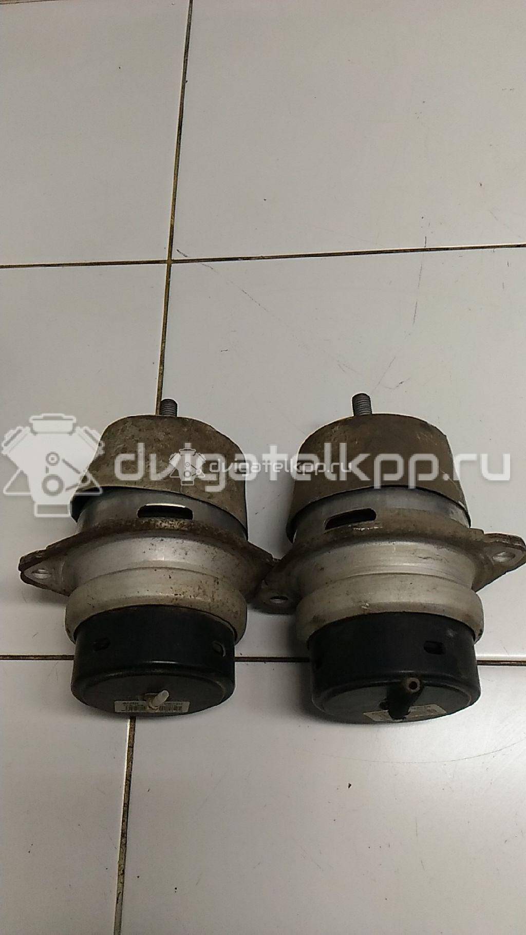 Фото Опора двигателя  7L8199131F для Volkswagen Touareg {forloop.counter}}