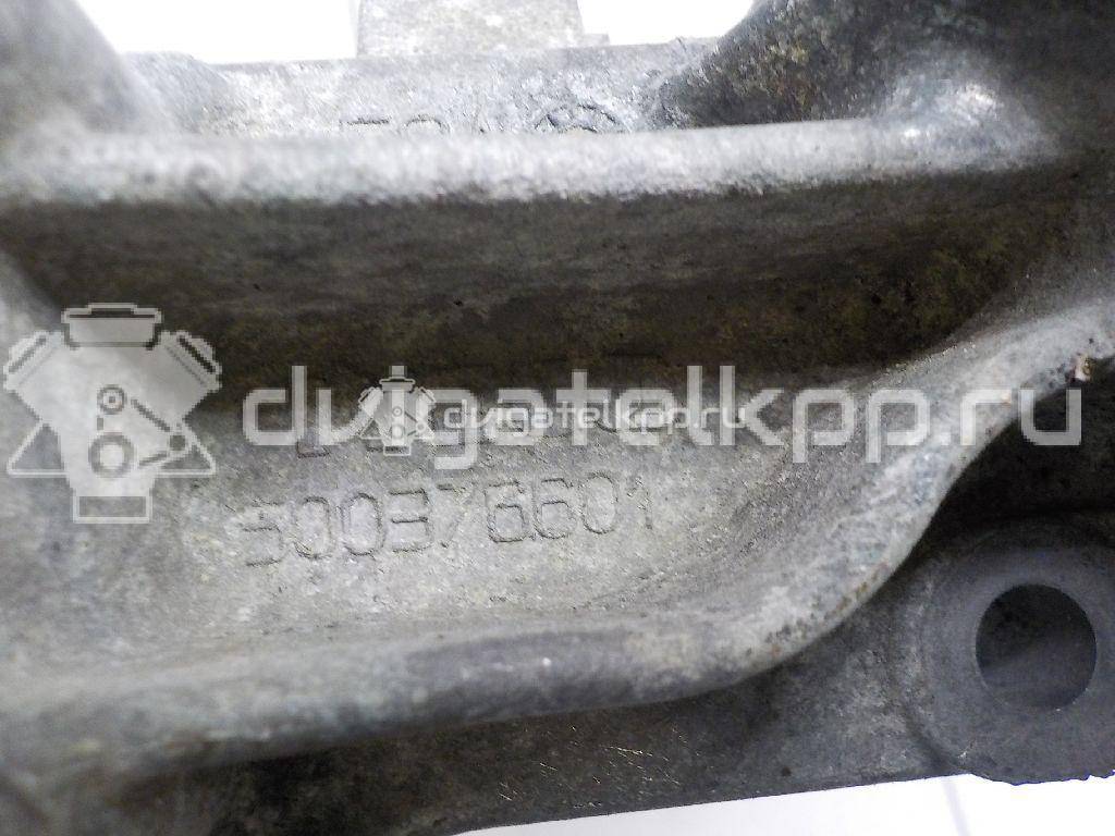 Фото Кронштейн двигателя правый  500394623 для iveco Daily {forloop.counter}}