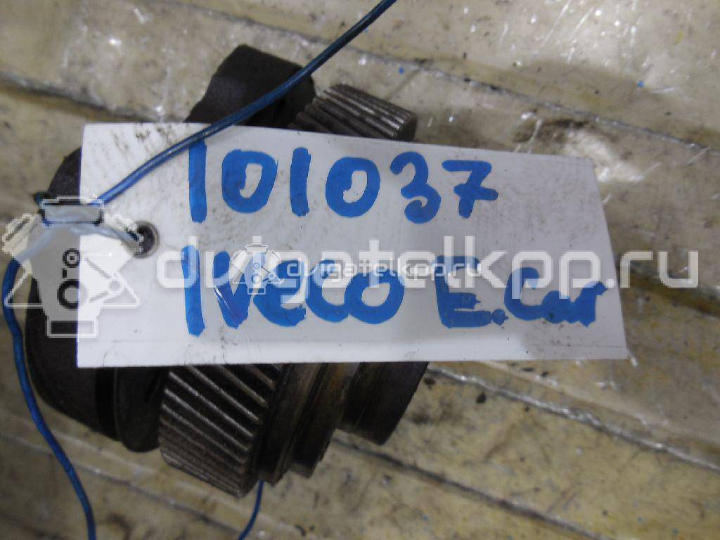 Фото Шестерня привода ТНВД  4818557 для iveco EuroCargo I {forloop.counter}}