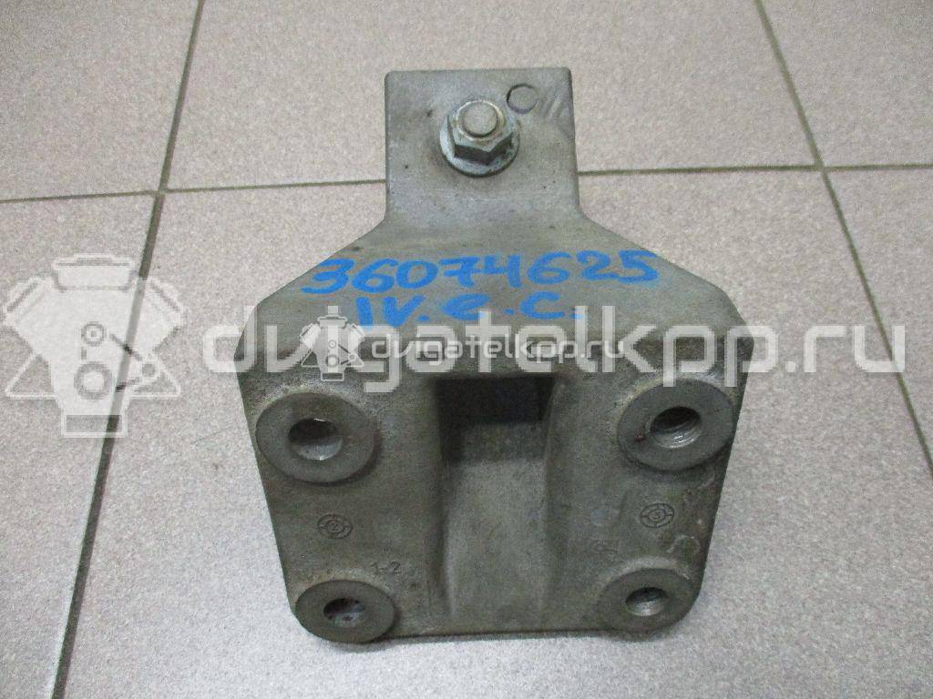 Фото Опора двигателя передняя  504063420 для iveco EuroCargo I {forloop.counter}}