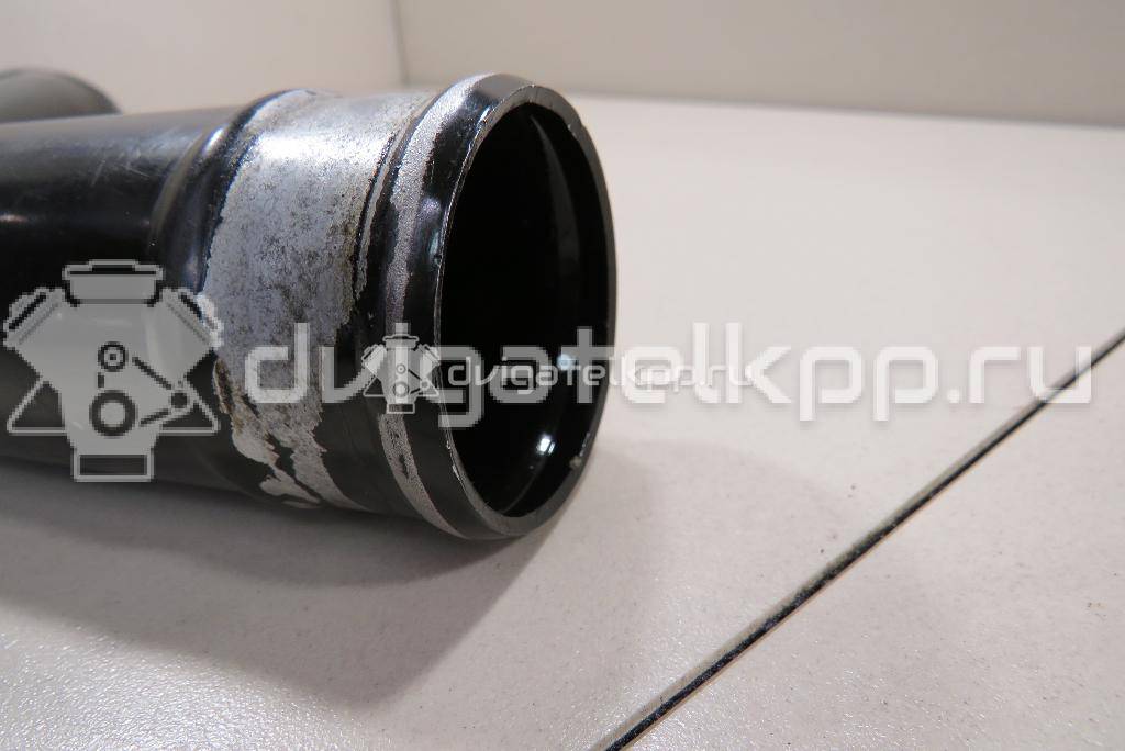 Фото Патрубок интеркулера для двигателя D4CB для Hyundai / Kia 129-178 л.с 16V 2.5 л Дизельное топливо 281654A104 {forloop.counter}}