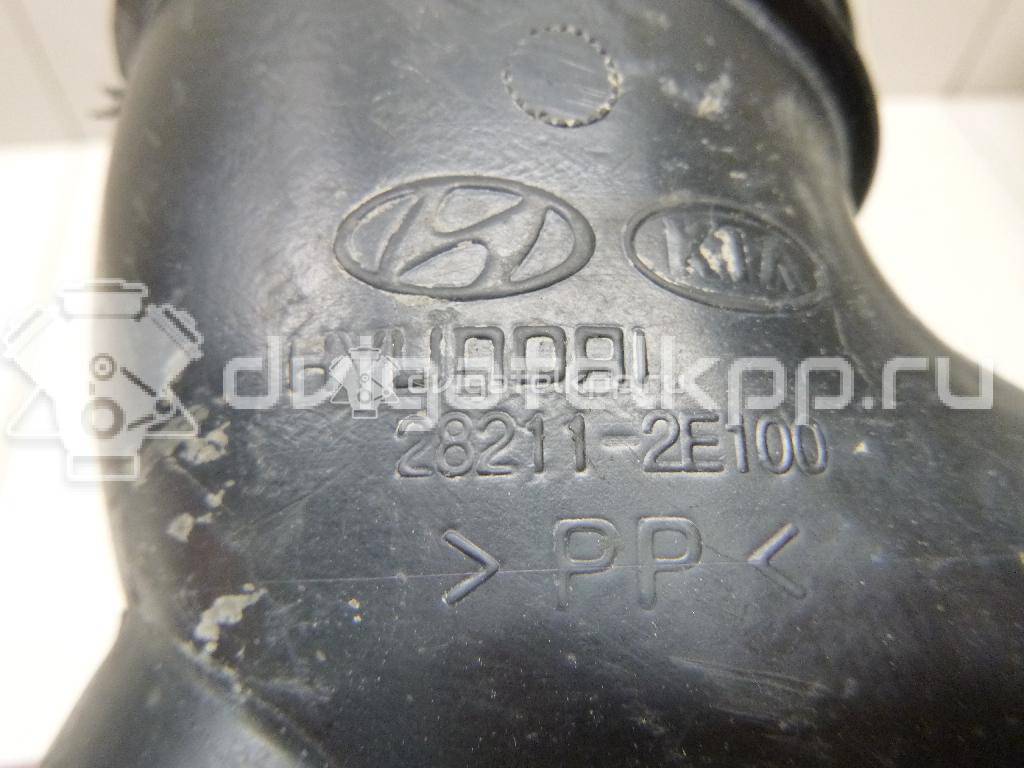 Фото Патрубок воздушного фильтра для двигателя G4GC для Hyundai / Kia 139-144 л.с 16V 2.0 л бензин 282112E100 {forloop.counter}}