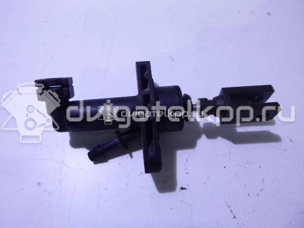 Фото Цилиндр сцепления главный  2381079J01 для Suzuki Sx4 / Kizashi Fr {forloop.counter}}