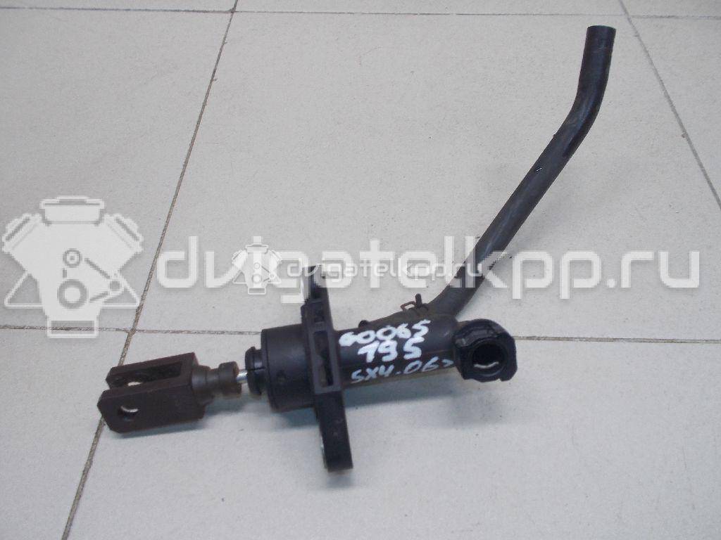 Фото Цилиндр сцепления главный  2381079J01 для Suzuki Sx4 / Kizashi Fr {forloop.counter}}
