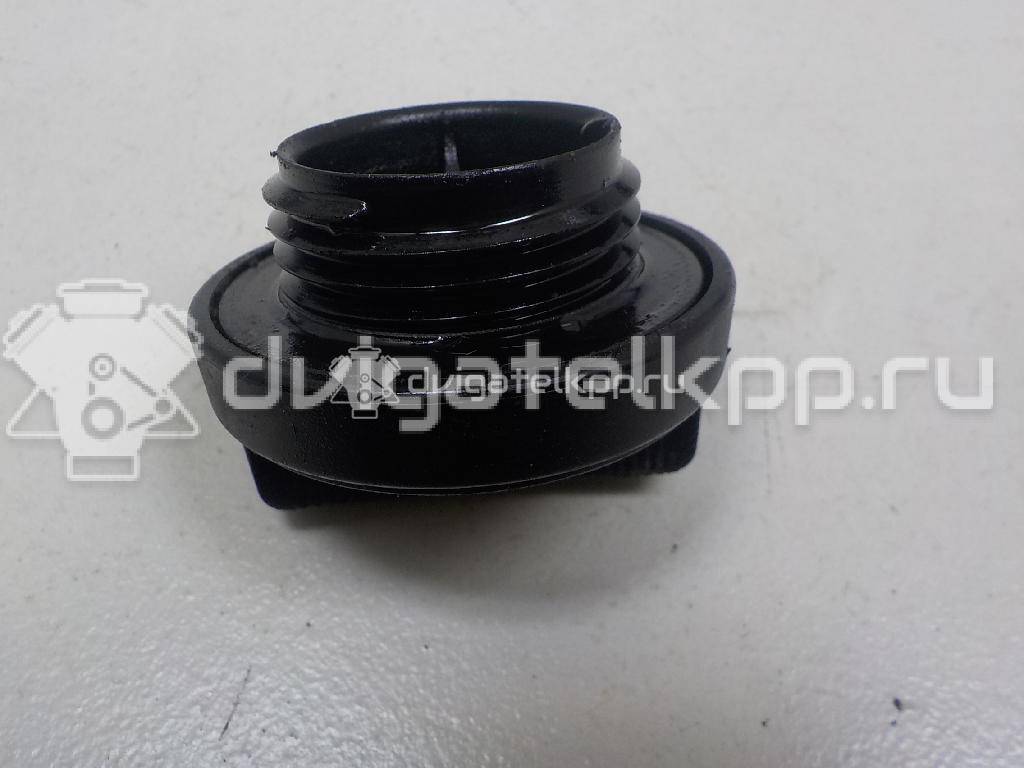 Фото Крышка маслозаливной горловины  121800N010 для toyota Auris (E15) {forloop.counter}}