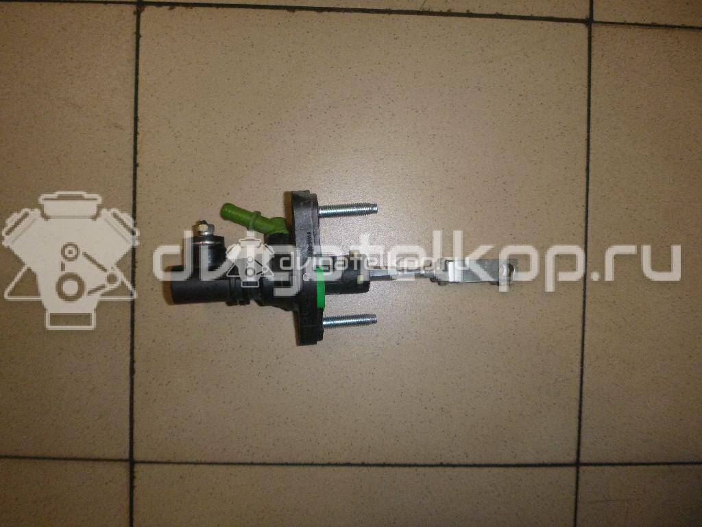 Фото Цилиндр сцепления главный  3142002051 для Toyota Verso / Avensis / Auris {forloop.counter}}
