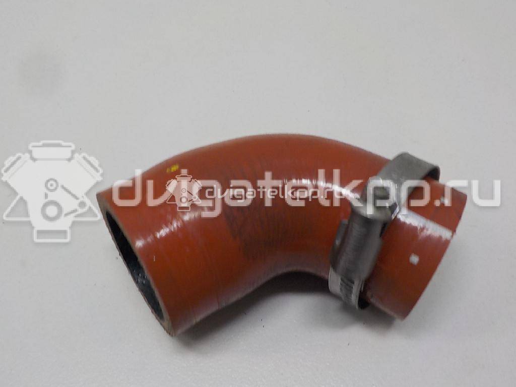 Фото Патрубок интеркулера для двигателя 306DT для Land Rover Range Rover / Discovery 211-340 л.с 24V 3.0 л Дизельное топливо {forloop.counter}}