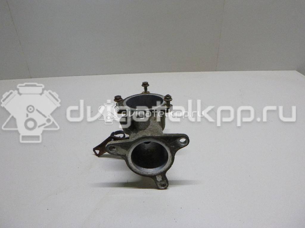 Фото Корпус термостата для двигателя 1UR-FSE для Lexus / Toyota 347-392 л.с 32V 4.6 л бензин 1632338030 {forloop.counter}}