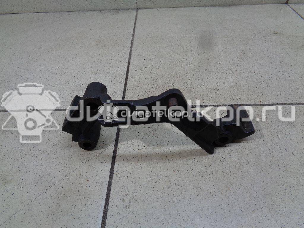 Фото Кронштейн ролика-натяжителя руч. ремня  8712160100 для Lexus / Toyota {forloop.counter}}