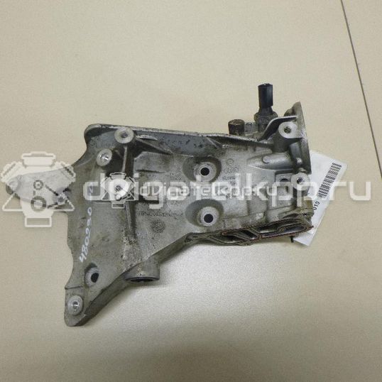 Фото Кронштейн генератора  06J903143AG для audi A3 [8P1]