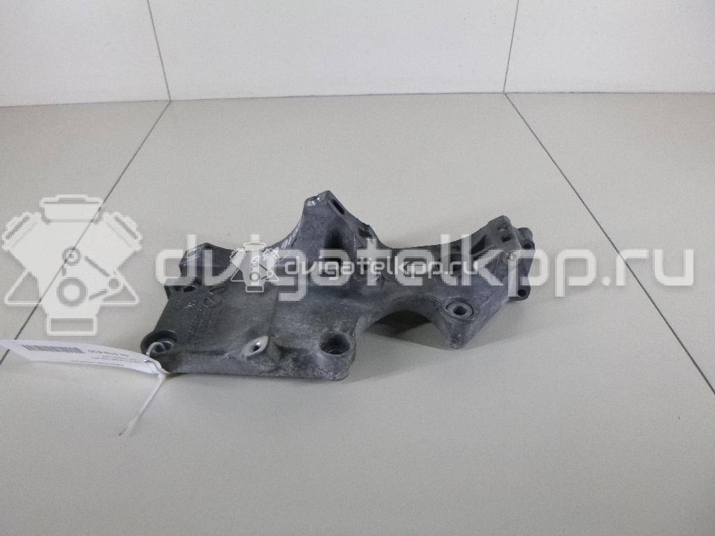 Фото Кронштейн генератора  038903143AF для audi A3 [8P1] {forloop.counter}}