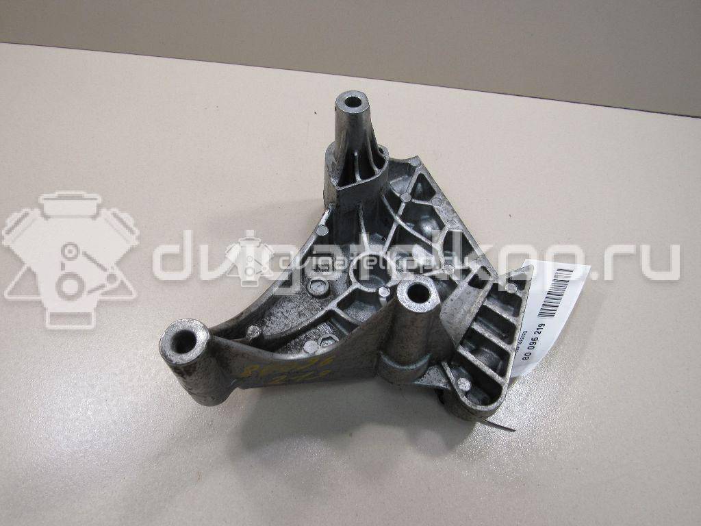 Фото Кронштейн опоры двигателя  06f199207q для audi A3 [8P1] {forloop.counter}}
