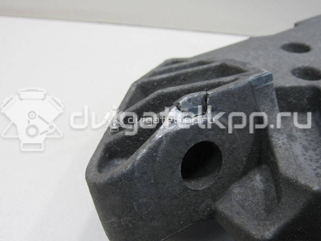 Фото Кронштейн двигателя правый  06J199207P для audi A3 [8P1] {forloop.counter}}