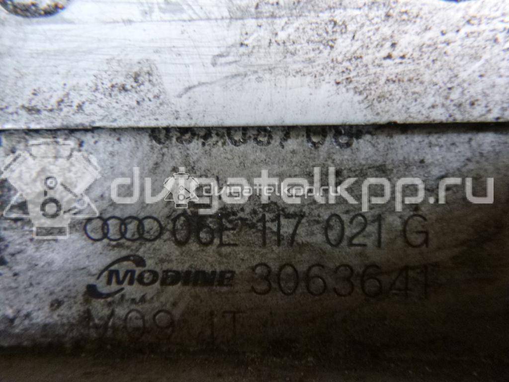Фото Радиатор масляный  06E117021G для Audi A4 / A6 / A5 / A8 / Q5 {forloop.counter}}