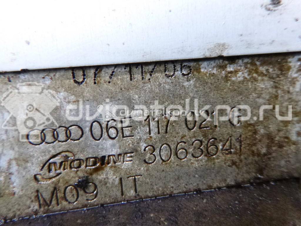 Фото Радиатор масляный  06E117021G для Audi A4 / A6 / A5 / A8 / Q5 {forloop.counter}}