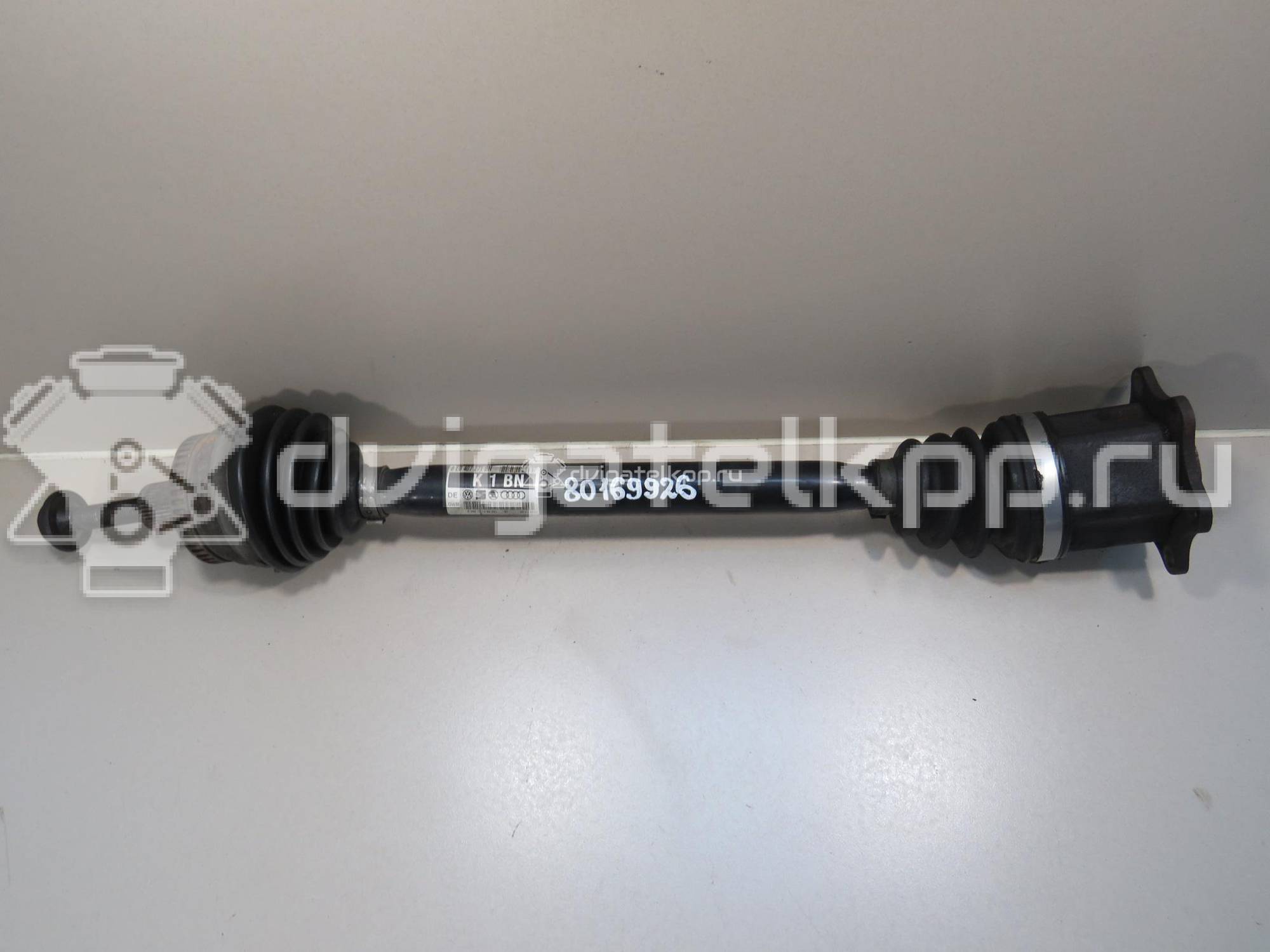 Фото Полуось передняя левая  8E0407271BN для Audi A4 {forloop.counter}}