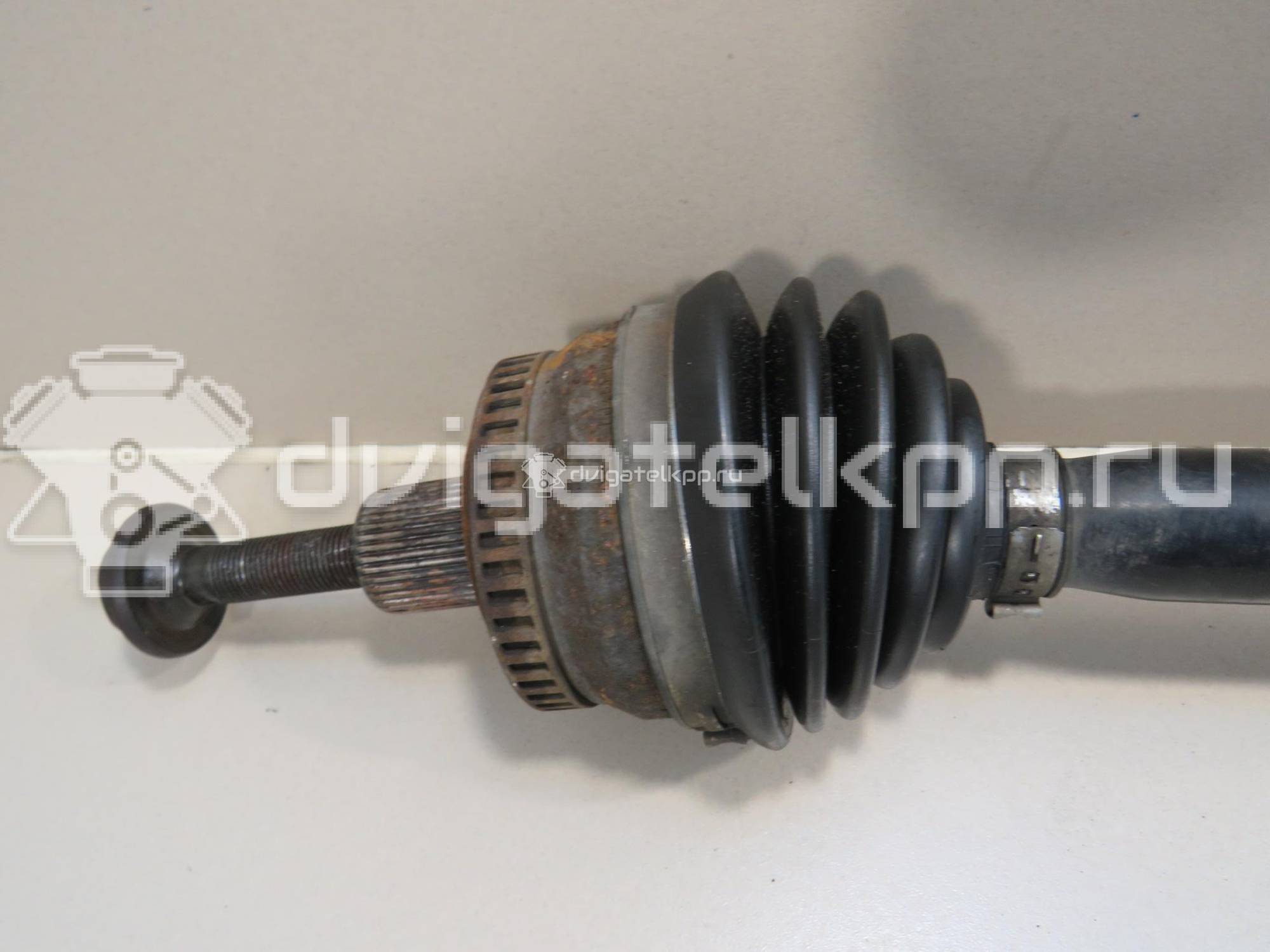 Фото Полуось передняя левая  8E0407271BN для Audi A4 {forloop.counter}}