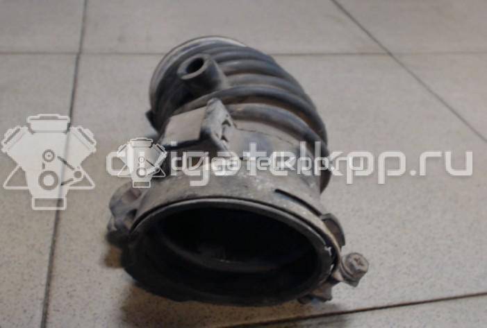 Фото Патрубок воздушного фильтра для двигателя B3 (16V) для Mazda Demio Dw / 121 / 323 53-73 л.с 16V 1.3 л бензин {forloop.counter}}