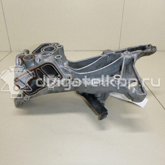 Фото Кронштейн генератора  06H903143H для audi A4 [B8]