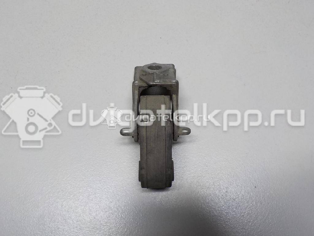 Фото Кронштейн глушителя  8K0253144M для Audi A4 / A6 / A5 / A8 / A7 Sportback 4Ga, 4Gf {forloop.counter}}