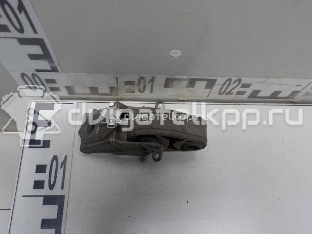 Фото Кронштейн глушителя  8K0253144M для Audi A4 / A6 / A5 / A8 / A7 Sportback 4Ga, 4Gf {forloop.counter}}