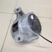 Фото Опора двигателя правая  8R0199381A для Audi A5 / A4 / Q5 {forloop.counter}}
