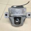 Фото Опора двигателя правая  8R0199381A для Audi A5 / A4 / Q5 {forloop.counter}}