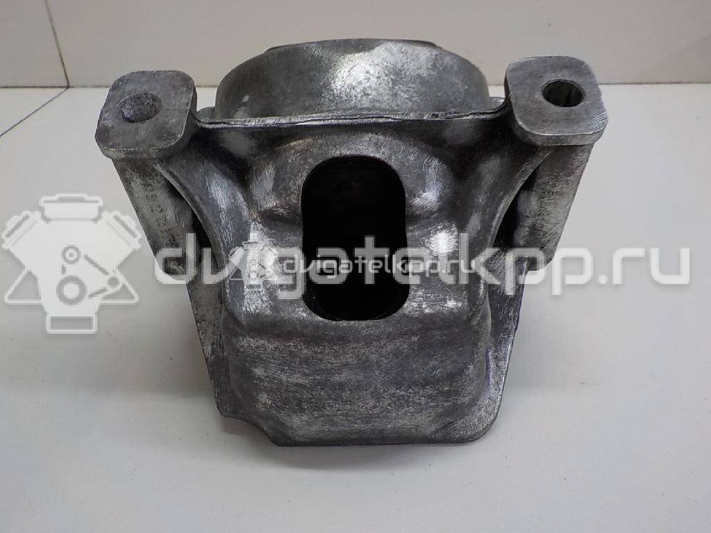 Фото Опора двигателя правая  8R0199381G для Audi A5 / A4 / Q5 {forloop.counter}}