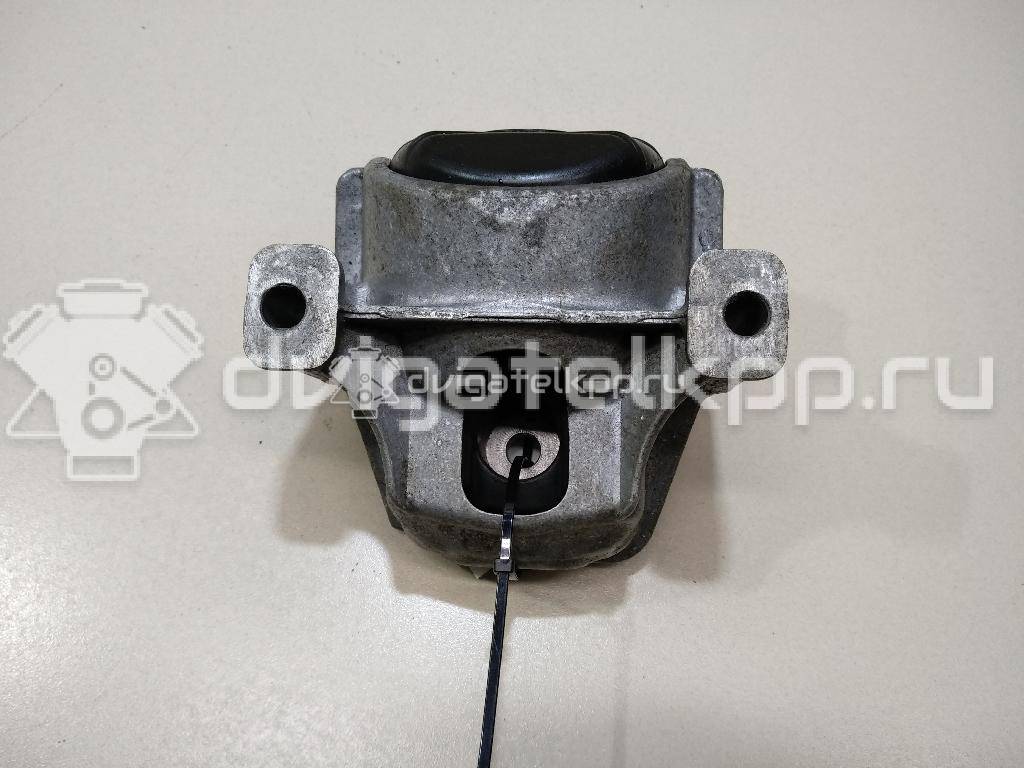 Фото Опора двигателя правая  8R0199381AJ для Audi A5 / A4 / Q5 {forloop.counter}}