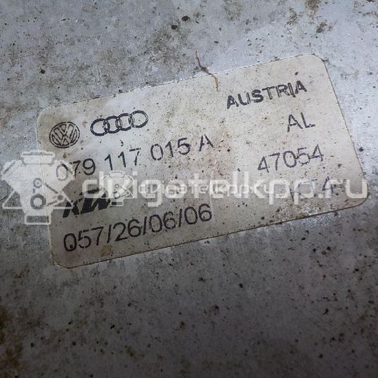 Фото Радиатор масляный  079117015a для Audi A4 / A6 / A5 / A8 / Q7