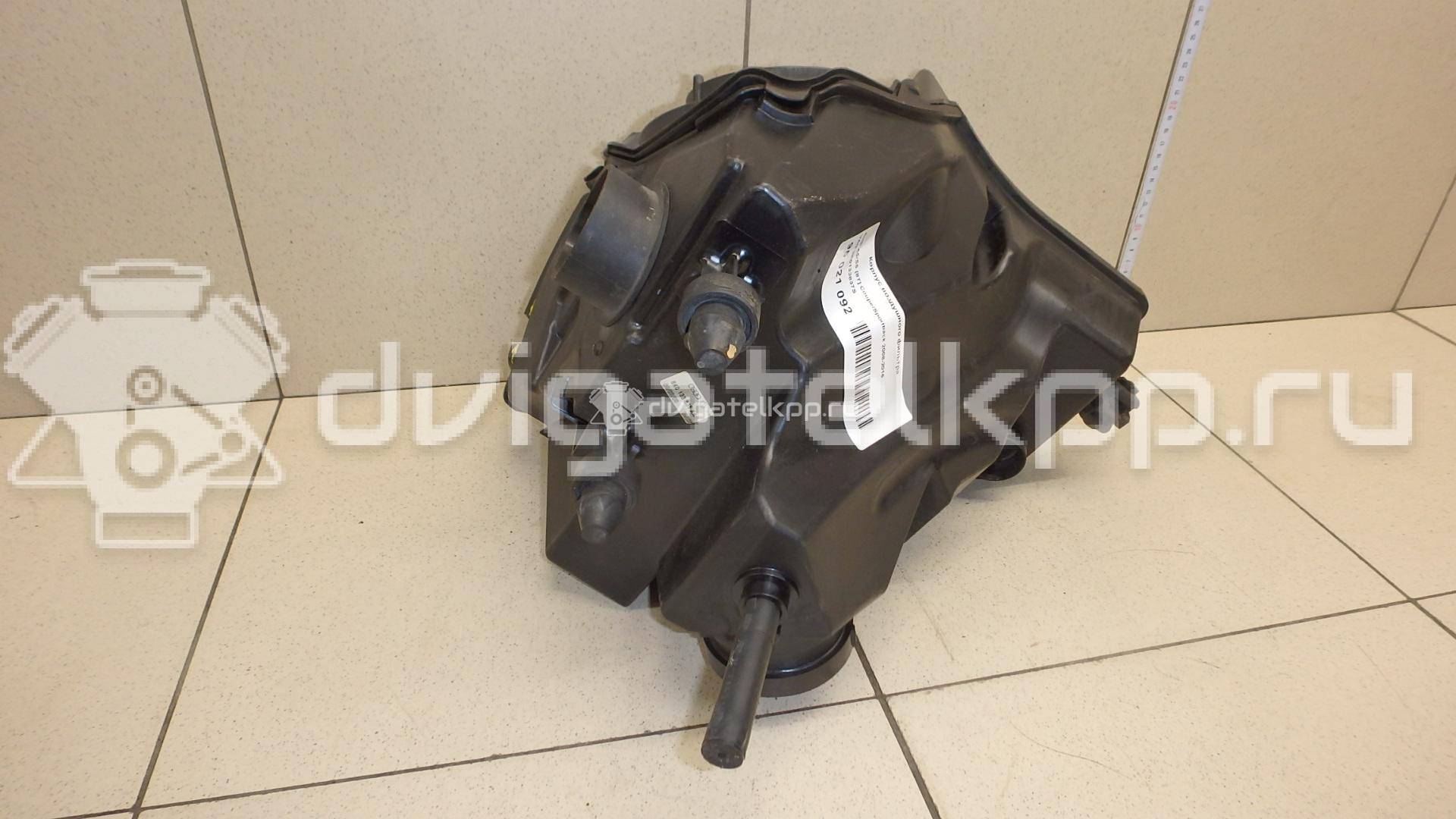 Фото Корпус воздушного фильтра  8k0133837s для Audi A5 / A4 / Q5 {forloop.counter}}