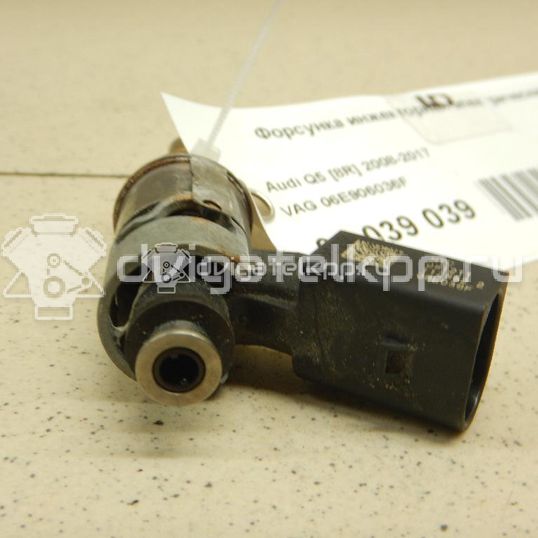 Фото Форсунка инжекторная электрическая  06E906036F для Audi Q5 / A5 / A4 / A6