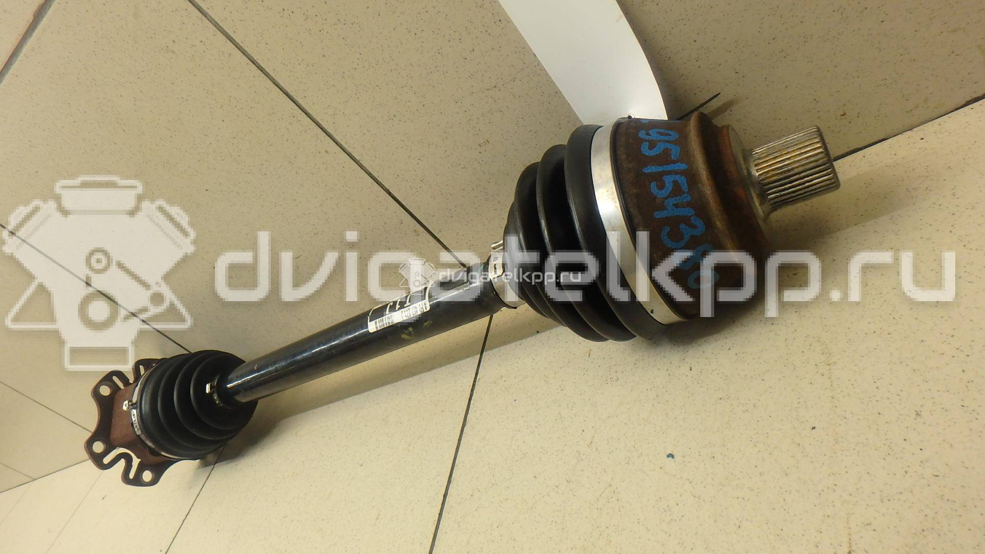 Фото Полуось передняя левая  4F0407271J для Audi A6 {forloop.counter}}