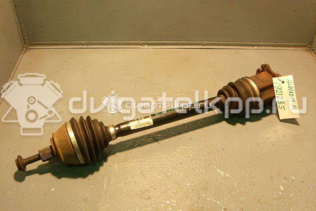 Фото Полуось передняя левая  4F0407271J для Audi A6 {forloop.counter}}