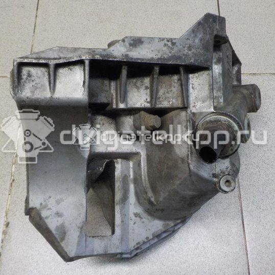 Фото Кронштейн масляного фильтра  для Audi A8