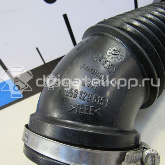 Фото Патрубок воздушного фильтра  059129615e для Audi A5 / A4