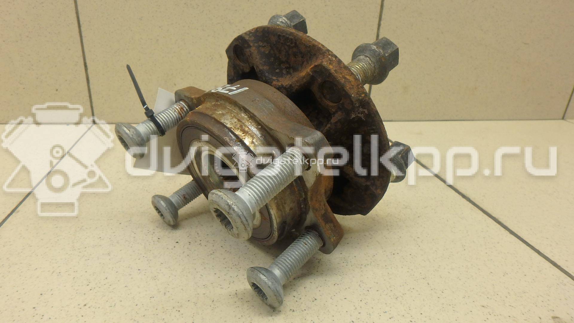 Фото Ступица передняя  4F0498625B для bentley Continental GT {forloop.counter}}