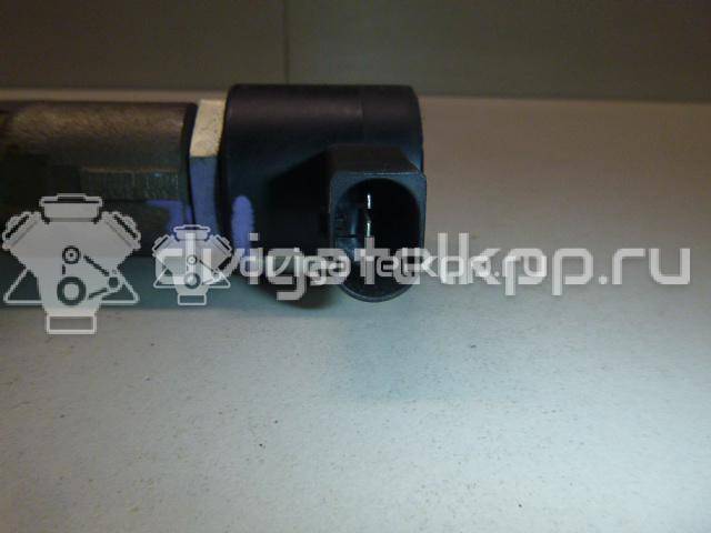 Фото Рейка топливная (рампа) для двигателя OM 646.811 (OM646) для Mercedes-Benz C-Class 136-170 л.с 16V 2.1 л Дизельное топливо 6460700395 {forloop.counter}}