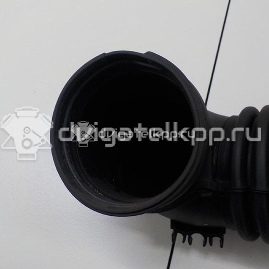 Фото Патрубок воздушного фильтра  13717804846 для bmw 1-серия E82/E88